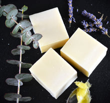 Load image into Gallery viewer, Lanolin-infused Lavender Eucalyptus Wool and Body Wash Soap | Coconut-Free