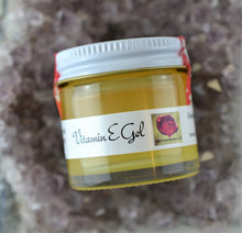 Load image into Gallery viewer, VITAMIN E GEL Facial Moisturizer | Cocnut-Free | For Dry, Patchy, Chapped, and Flaky Skin