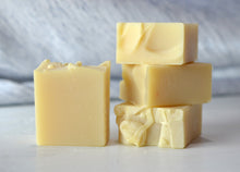 Load image into Gallery viewer, Unscented Abyssinian Shampoo Bar | Vegan
