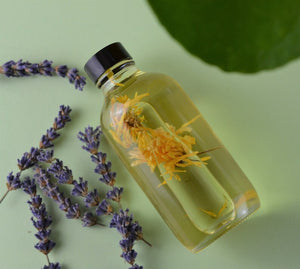 Body Oil with Calendula